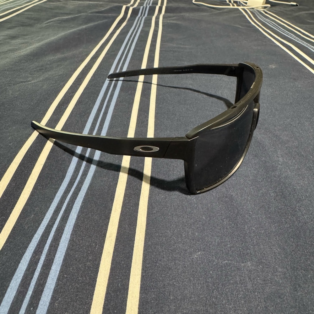 Oakley Castel Polarized Sunglasses